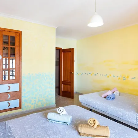 Relaxed And Roomy