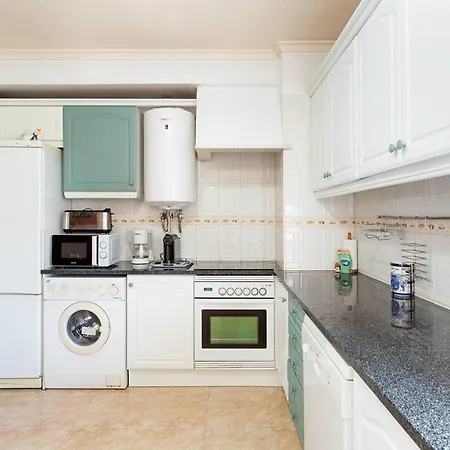 Apartment Relaxed And Roomy Armacao de Pera